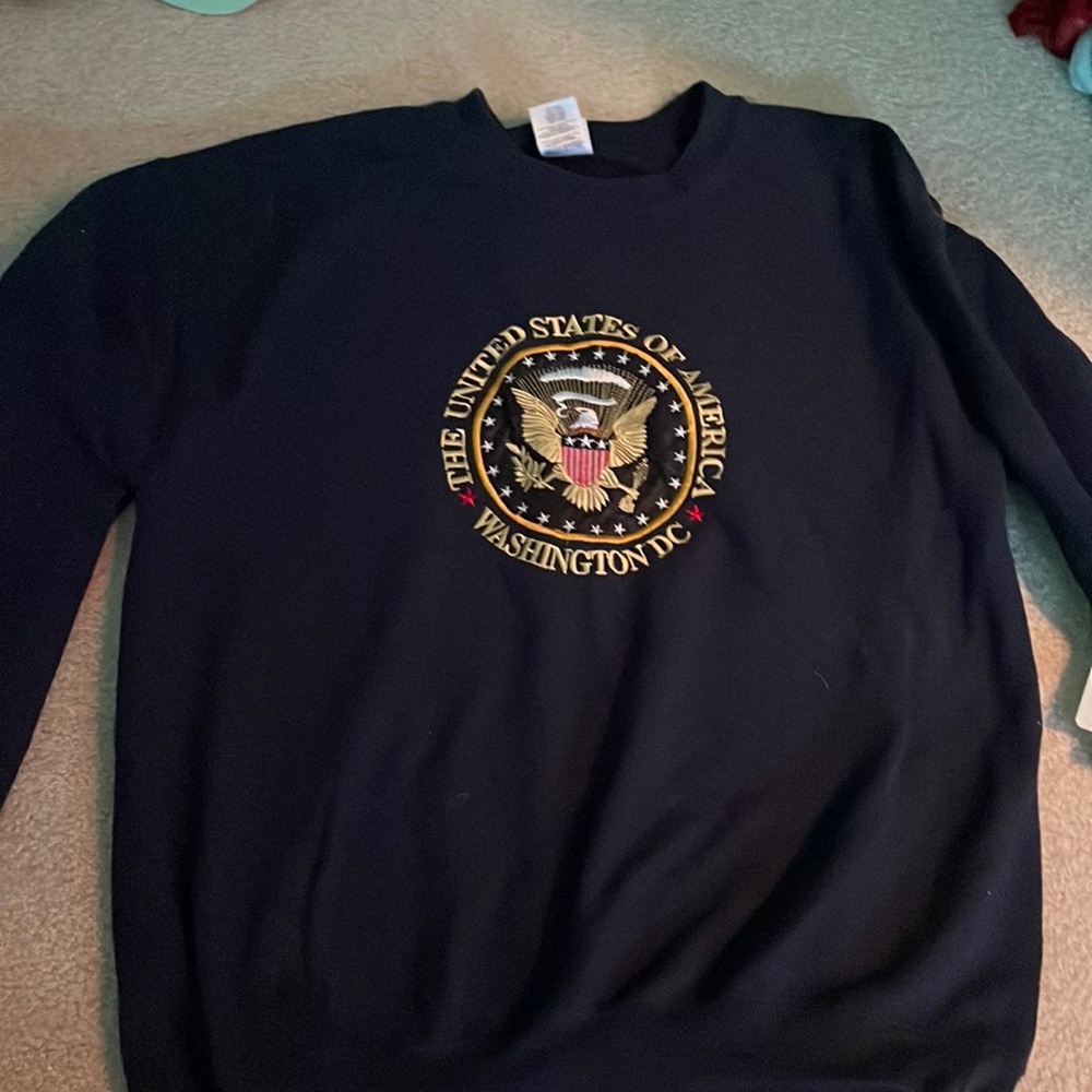 sweatshirt